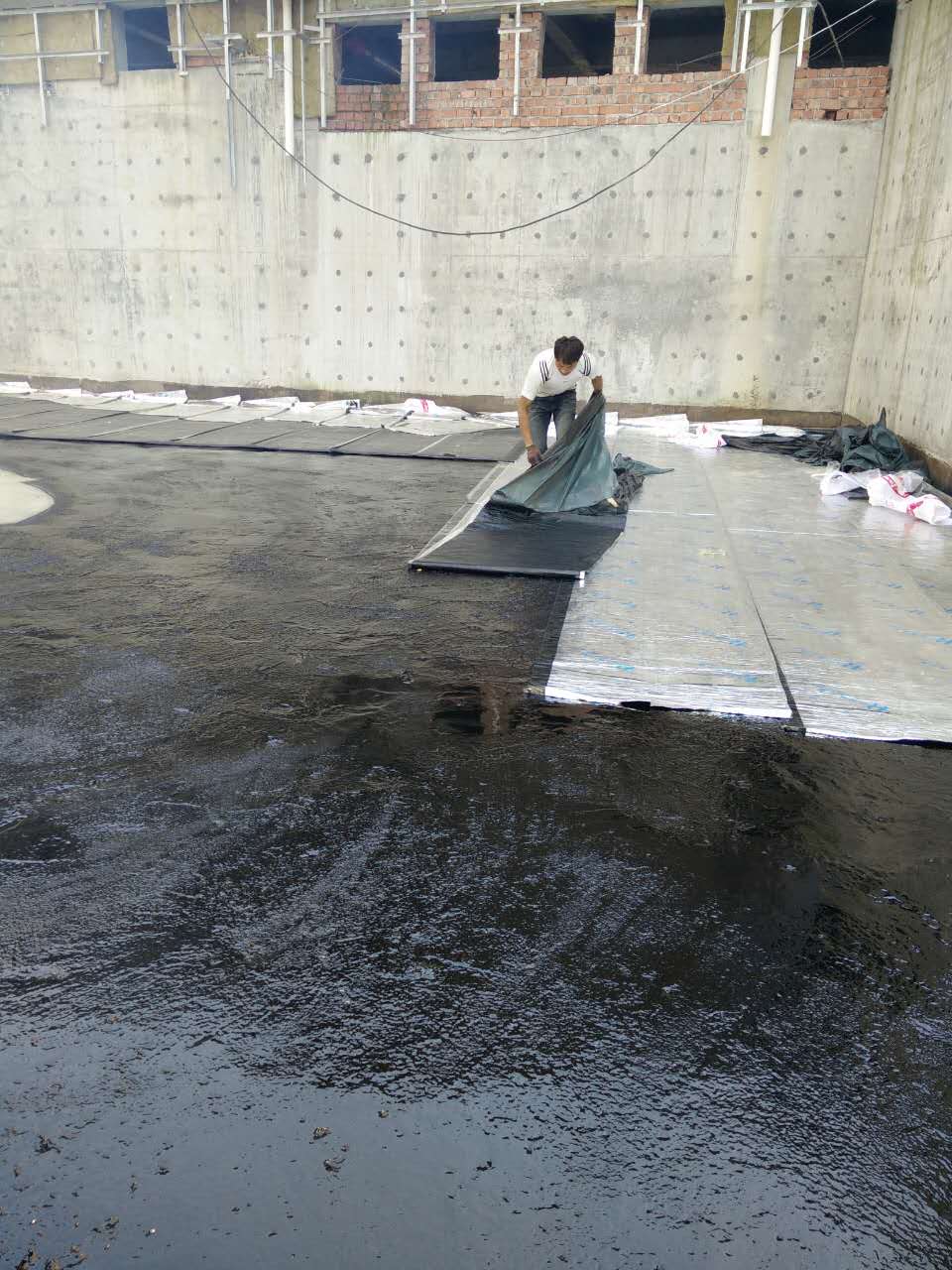 建德市金色陽(yáng)光非固化、自粘卷材案例